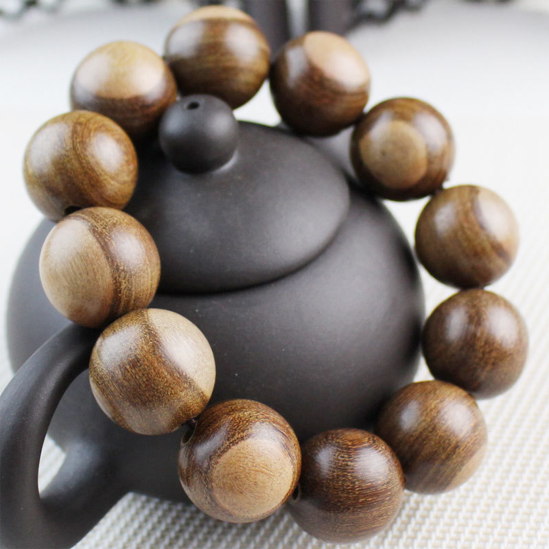 Personalized gold silk sandalwood yin and yang wooden bracelet men's bracelet Buddha beads 2.0 rosary beads jewelry Wen play wooden beads wholesale