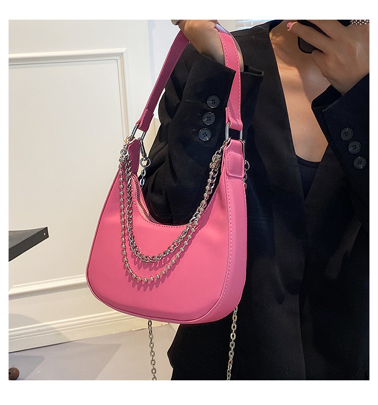 Fashion Solid Color Chain Zipper Underarm Bag display picture 2