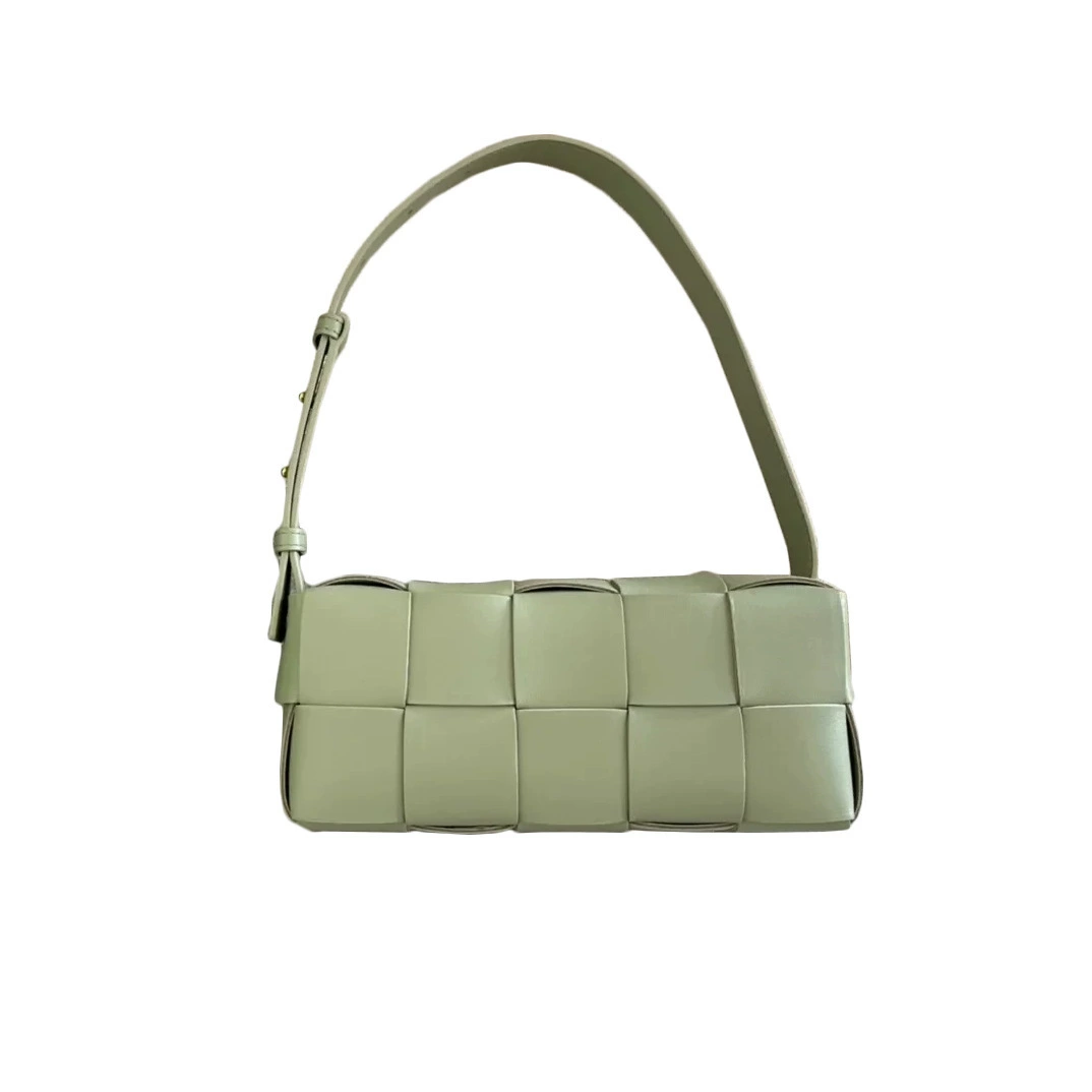 Woven handheld one-shoulder bag, 2023, high-end