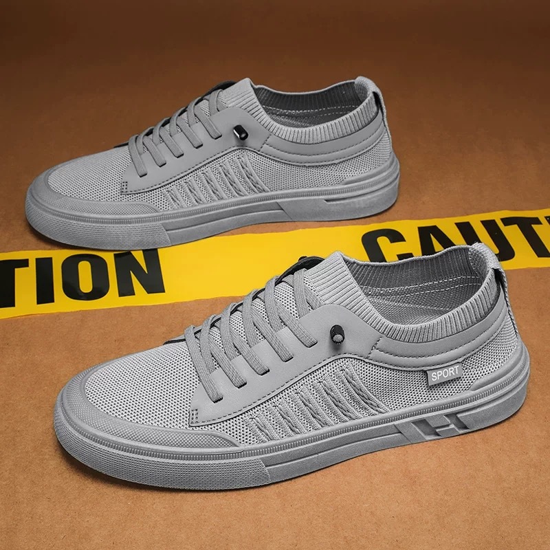 Summer Men's Shoes New Breathable Mesh Shoes Canvas Shoes Men's Trendy All-match Flying Mesh Sports Casual Sneakers for Men