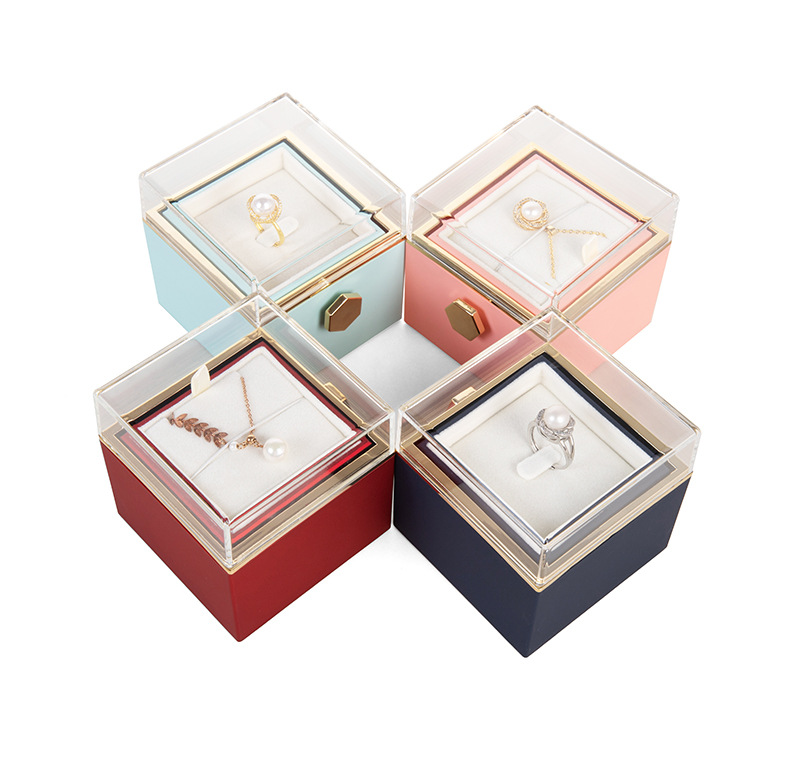 Rotating Rose Gift Box Image 2