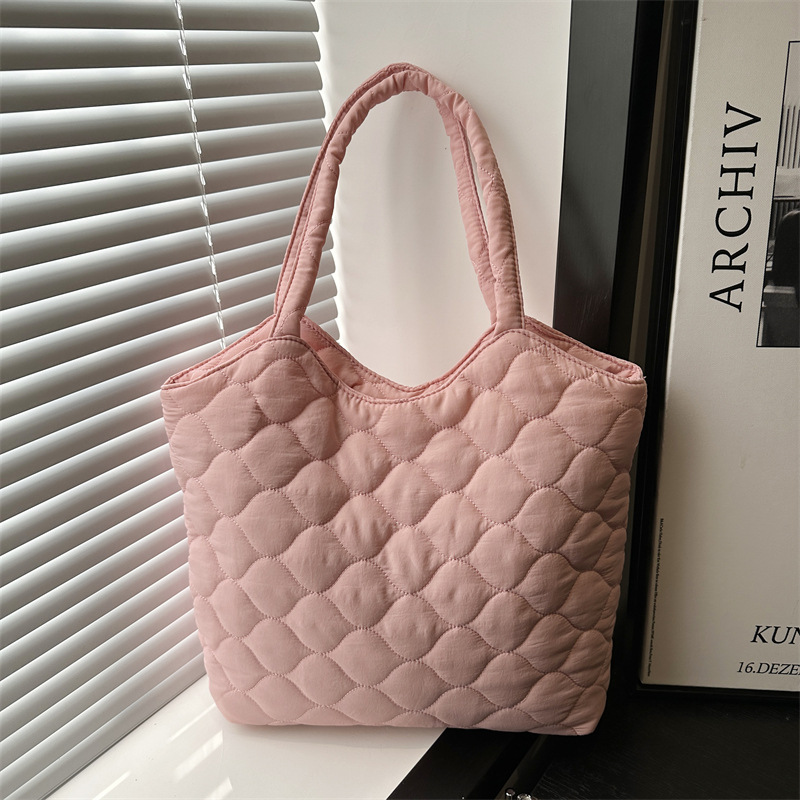 Bolsa de hombro ocio coreana de gran capacidad 2025, nueva moda, bolso de brazo, bolso de viaje simple para estudiantes.