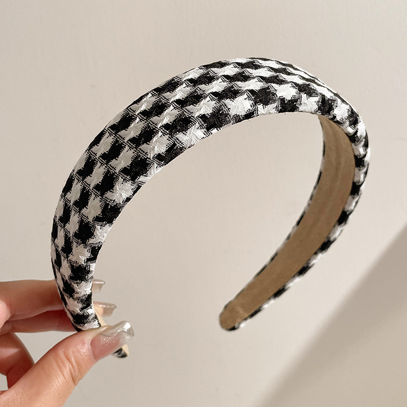 2025 nueva diadema de cabeza alta para mujer, lujo ligero, tarjeta de alta calidad, diadema de salida diaria de verano, pequeño paquete de cabello