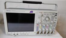 ����˦�u Tektronix̩��MSO4104B���� ����MSO4104Bʾ�����F؛