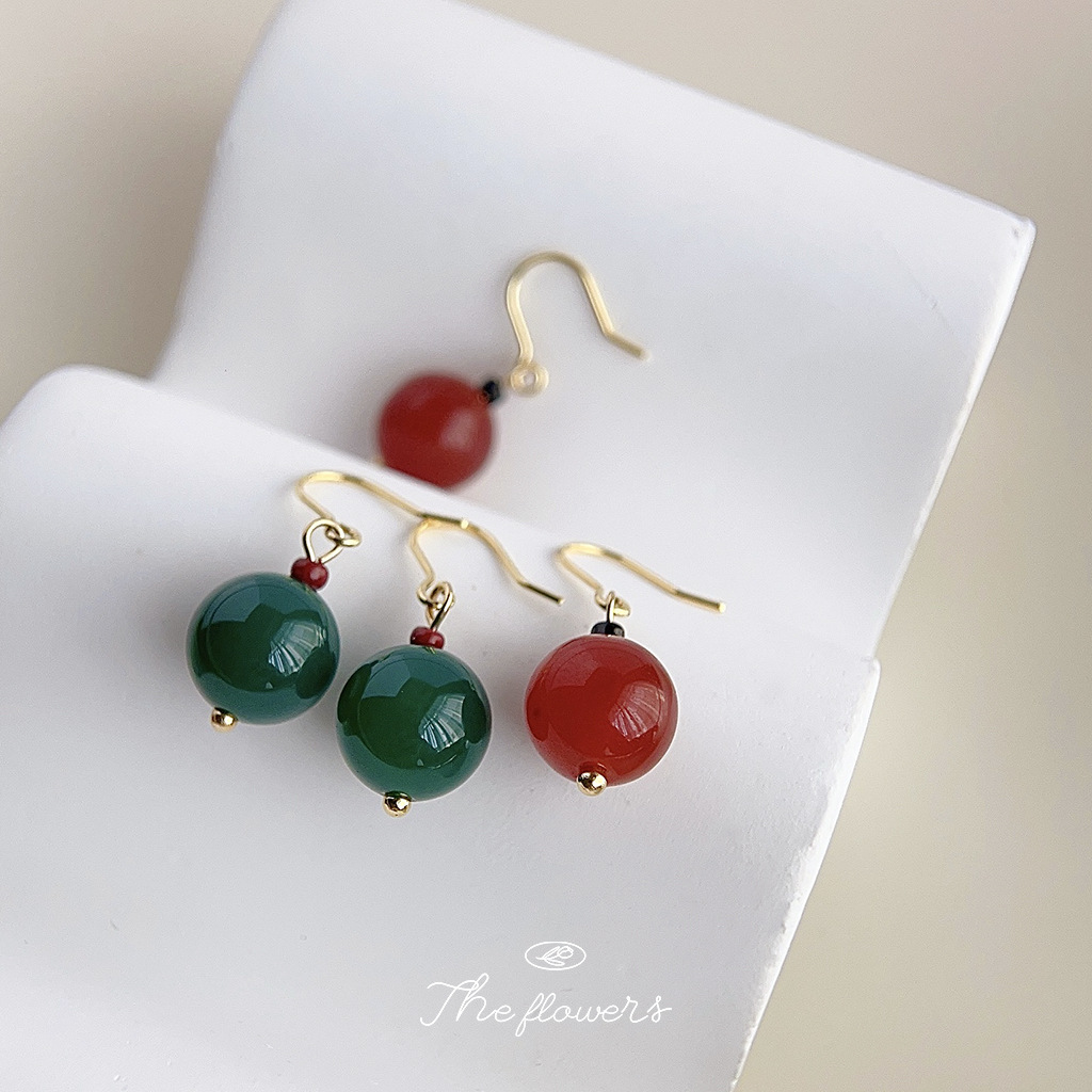 Natural stone green agate new Chinese retro court daily commuter red agate earrings handmade earrings female jewelry