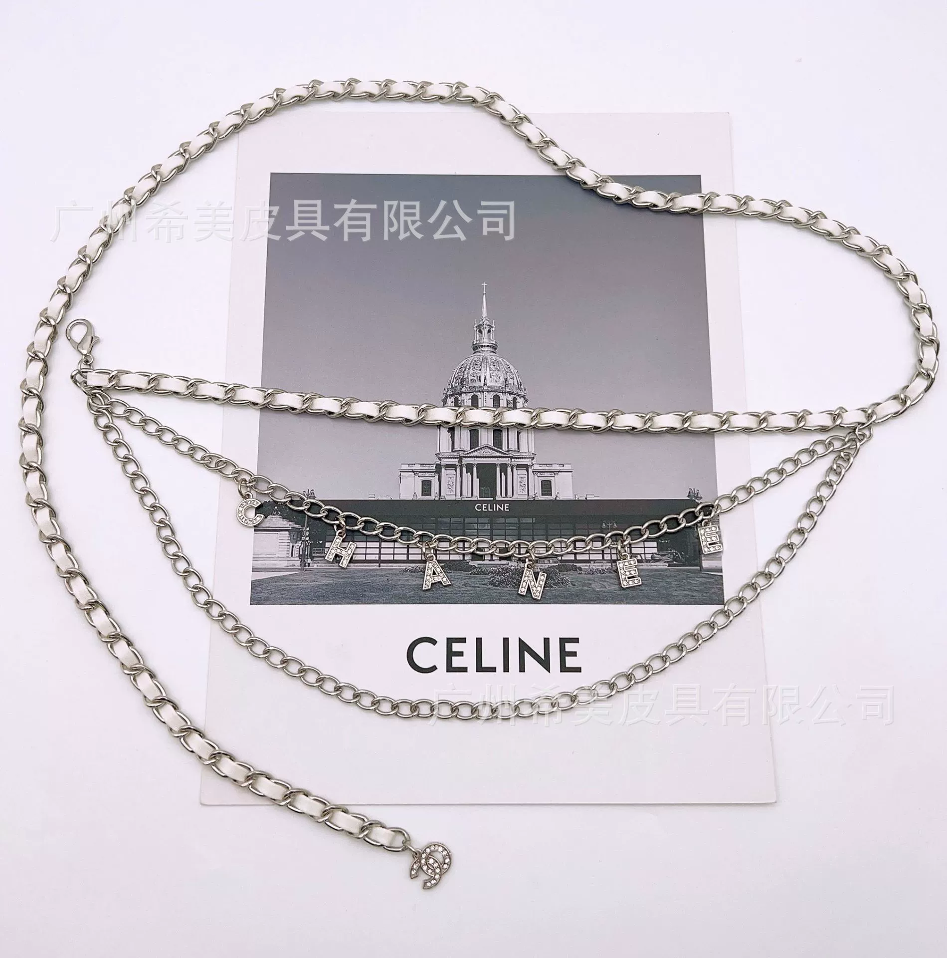 Pendant with letters, chain, belt, suitable with a skirt, decorations, trousers, Chanel style, high-quality style, light luxury style