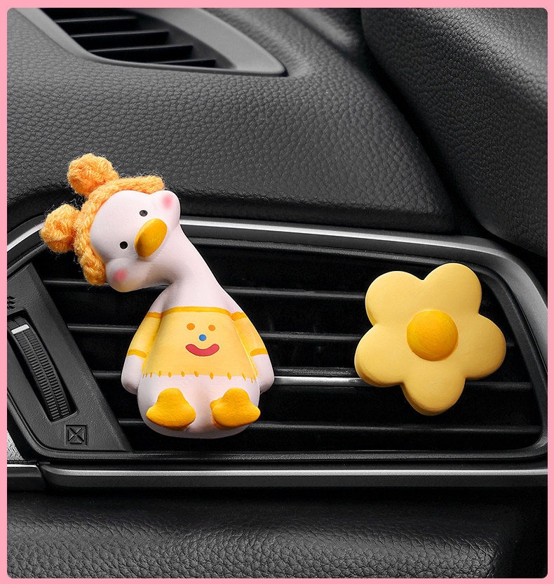 Red Rabbit Duck Car Perfume Aromatherapy Car Air Conditioner Vent Decoration Diffuser Stone Car Goddess Fragrance