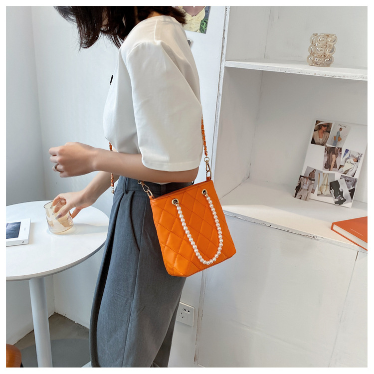 Fashion Embroidery Thread Rhombic Chain Shoulder Messenger Portable Bag Wholesale display picture 20