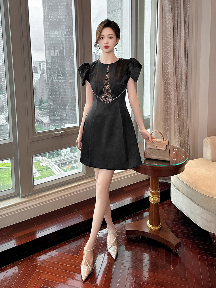 Đầm chữ A tay phồng ôm eo bodycon nữ kiểu Pháp — Màu đen