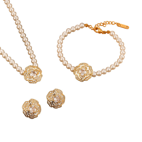 Brand retro fashionable universal necklace from pearl