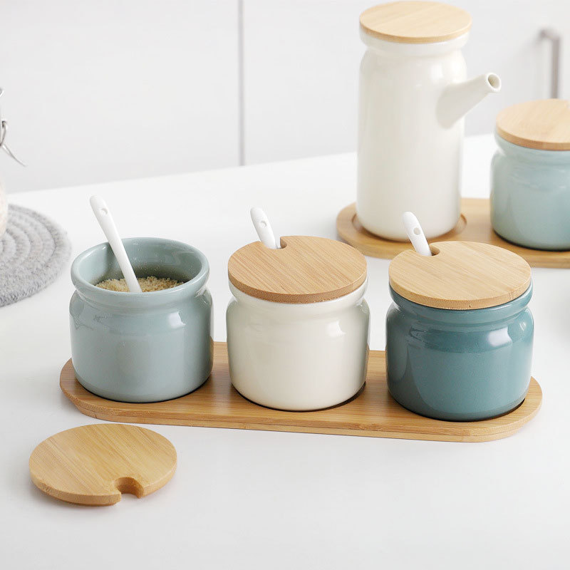 Hogar de cerámica de cocina de alto color condimento tarro condimento caja traje de almacenamiento tarro condimento tarro de sal botella de aceite al por mayor