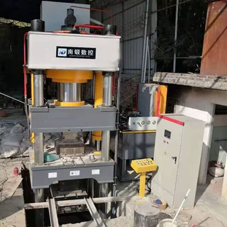 石墨匣钵成型液压机 800吨刚玉碳素锂电池粉末成型压力机 南锻