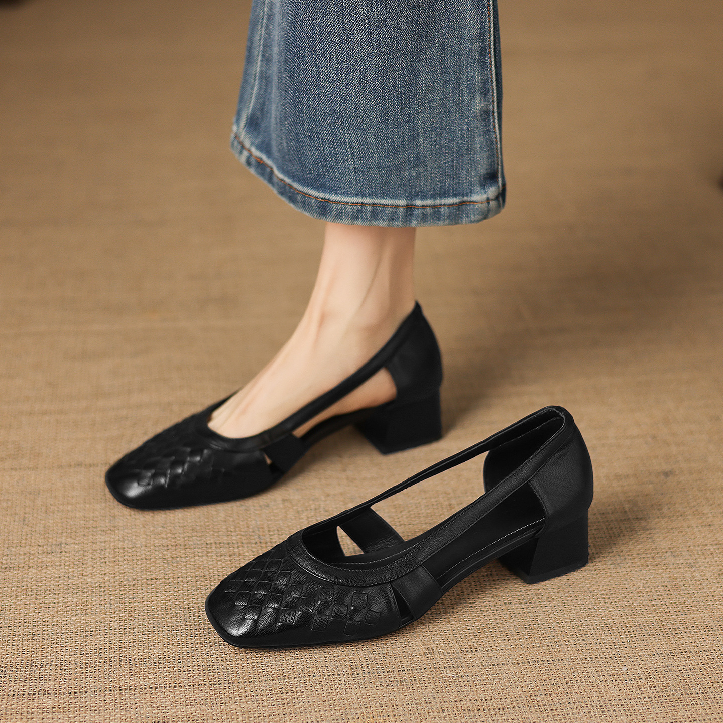 Giày sandal nữ mũi vuông gót thấp 3 cm, da cừu, hở mũi, phong cách thời trang — đen