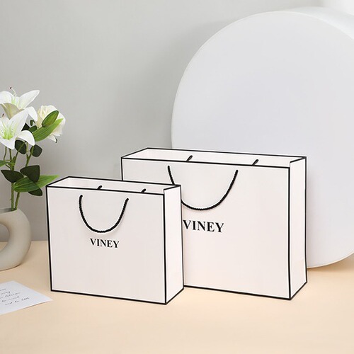 Women's bag gift box gift bag, foldable gift box, greeting card, shipping fee link—single-item orders will not be shipped; they’ll be sent along with the bag.