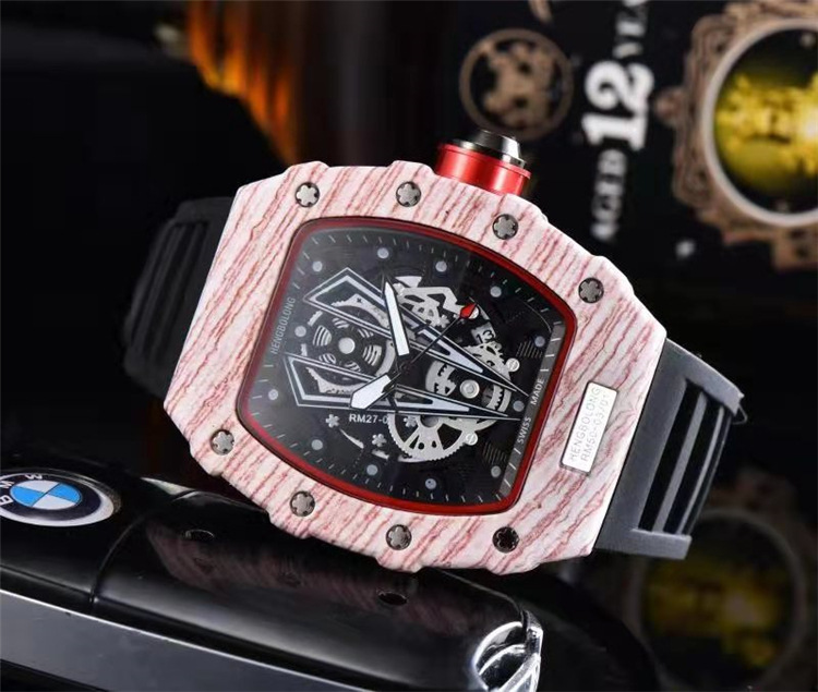 2023 Neue Holzmaserung Hohl Herrenuhr Fashion Business Barrel Quarzuhr_voghion.com