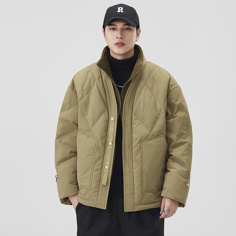Nueva chaqueta de plumón de pato estándar nacional para hombres invierno 2025 nuevo tipo de hombre caliente y grueso falso de dos piezas de chaqueta de marca de moda de algodón grande