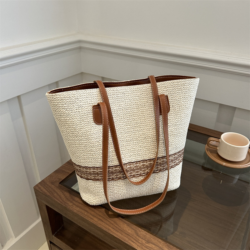 Gran capacidad de moda coreana empalme bolso de cubo de agua 2024 primavera y verano nuevo estilo versátil bolso casual bolso de hombro