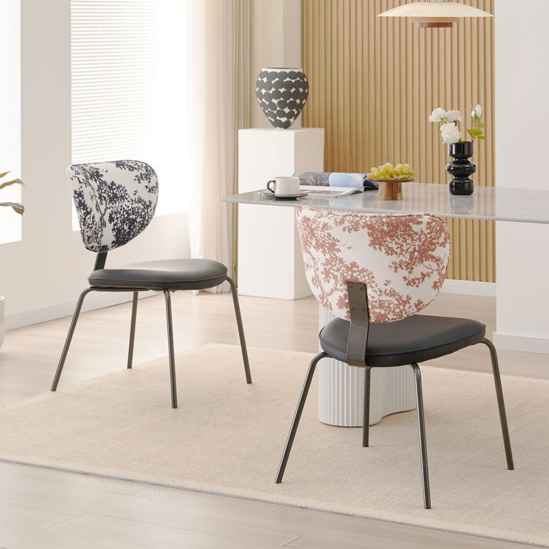 Sillas italianas simples y modernas de estilo nórdico para el hogar sillas de comedor lujosas de respaldo creativas de restaurante sillas de café