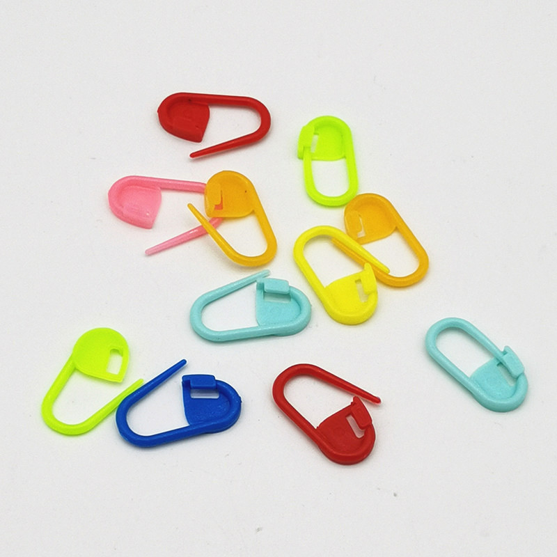 Marking Clips, Small Pins, Colorful Plastic Marking Clips, Yarn, Handmade Knitting, Crochet DIY Materials and Accessories Marking Clips, Small Pins, Colorful Plastic Marking Clips, Yarn, Handmade Knitting, Crochet DIY Materials and Accessories