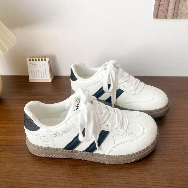 lindo KT gato bordado zapatos de entrenamiento de mujeres 2025 nuevo nicho casual chic zapatos de skate muñeca zapatos blancos pequeñas mujeres