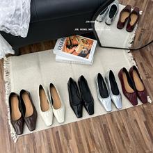 Jin xing qi 春新款方头平底单鞋女一脚蹬百搭浅口褶皱软皮奶奶鞋