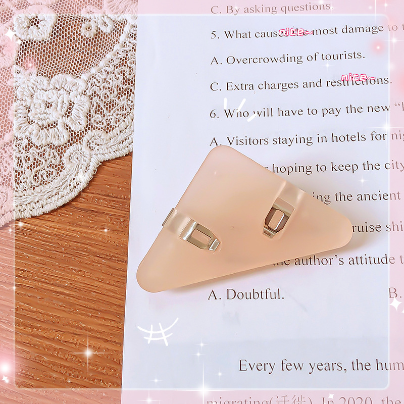 반투명 핑크색 삼각 클립 [가격은 1개입니다]