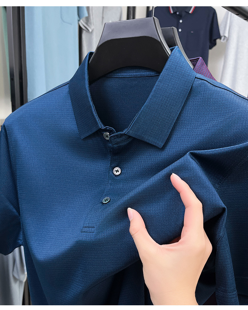 Áo polo nam tay ngắn lụa tơ tằm dáng rộng cổ bẻ mỏng nhẹ — Xanh thông XP15573A chi tiết 14