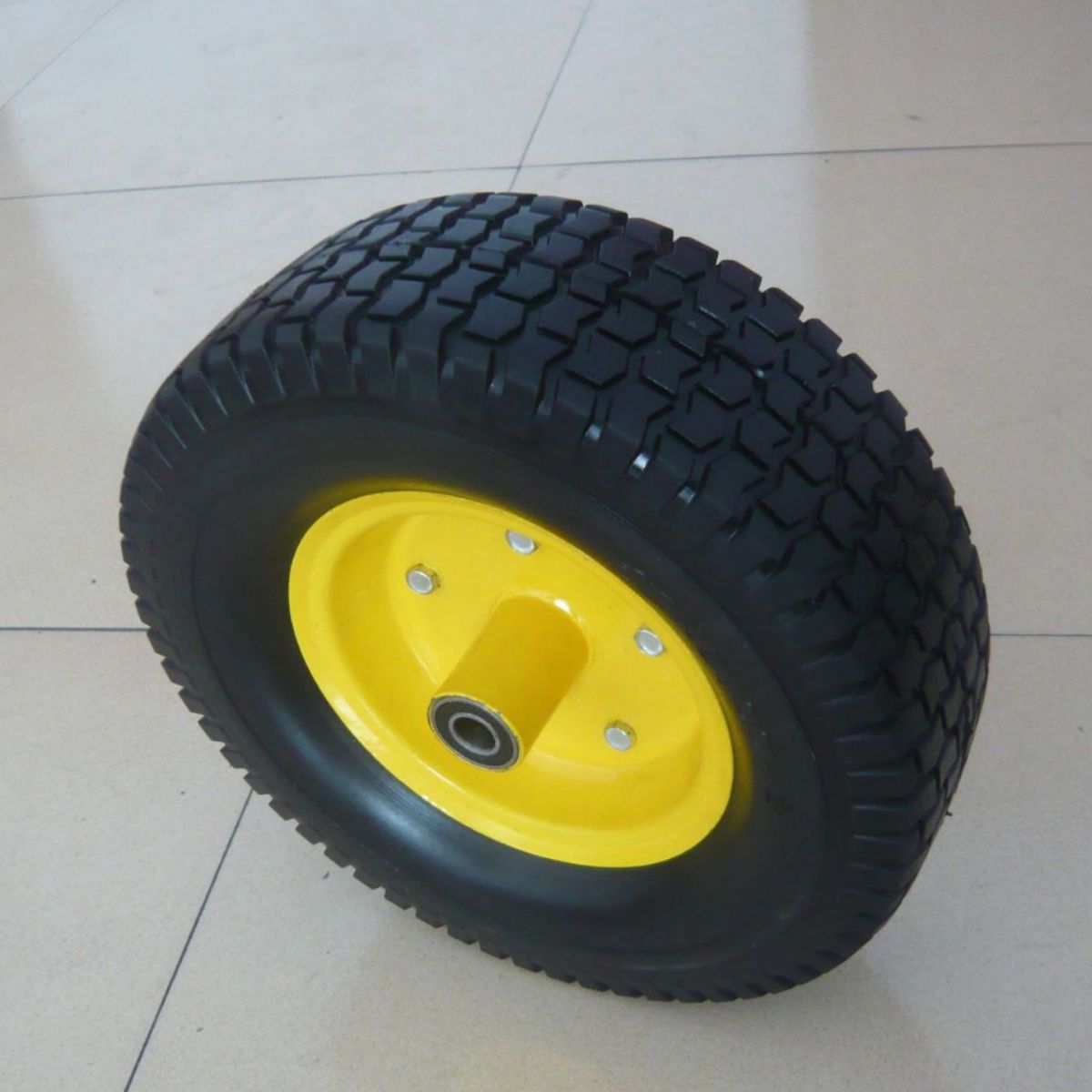 供应出口3.50-4PU外胎 工具车外胎 聚氨酯外胎 欢迎洽谈