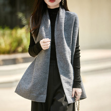 2025年秋冬新款纯羊毛针织披肩女纯色格子保暖气质多功能外穿围巾