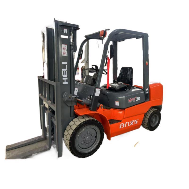 Fábrica en stock Hangzhou 3 toneladas de carretillas elevadoras 5 toneladas de carretillas elevadoras diesel excelente rendimiento de potencia estable y duradero vehículo de combustión interna de equilibrio