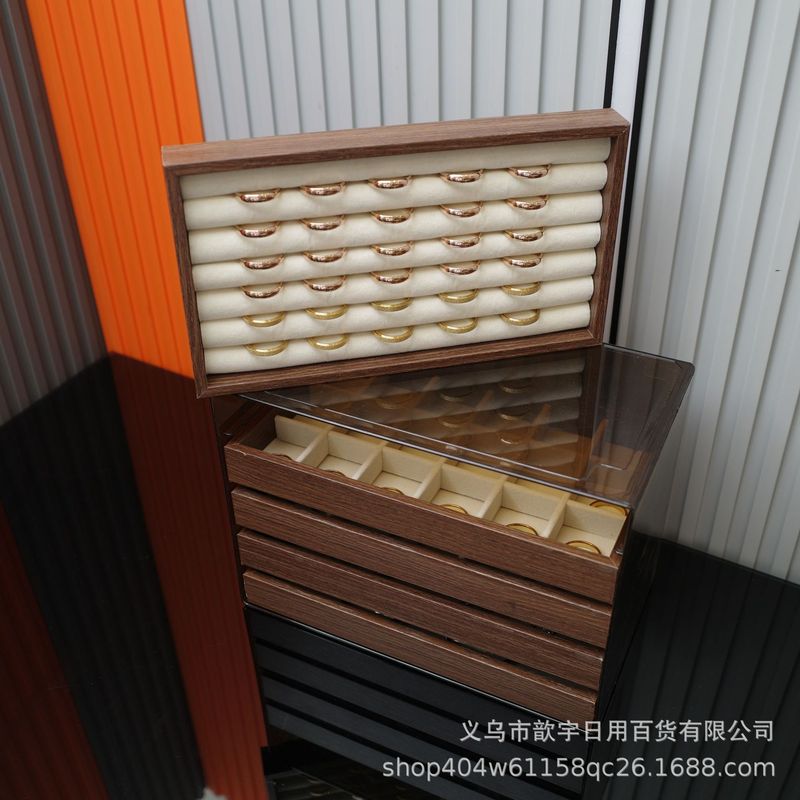 平替款首饰盒胡桃木纹复古化妆台珠宝吊坠戒指项链耳环耳钉饰品展|undefined