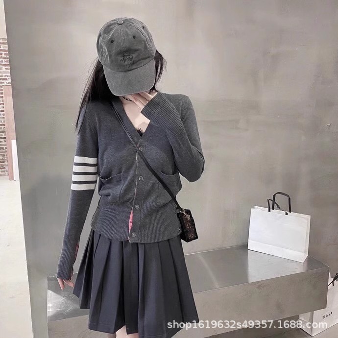 TB汤姆四扣羊毛衫短款开衫v领男女情侣四条纹修身百搭外套毛衣