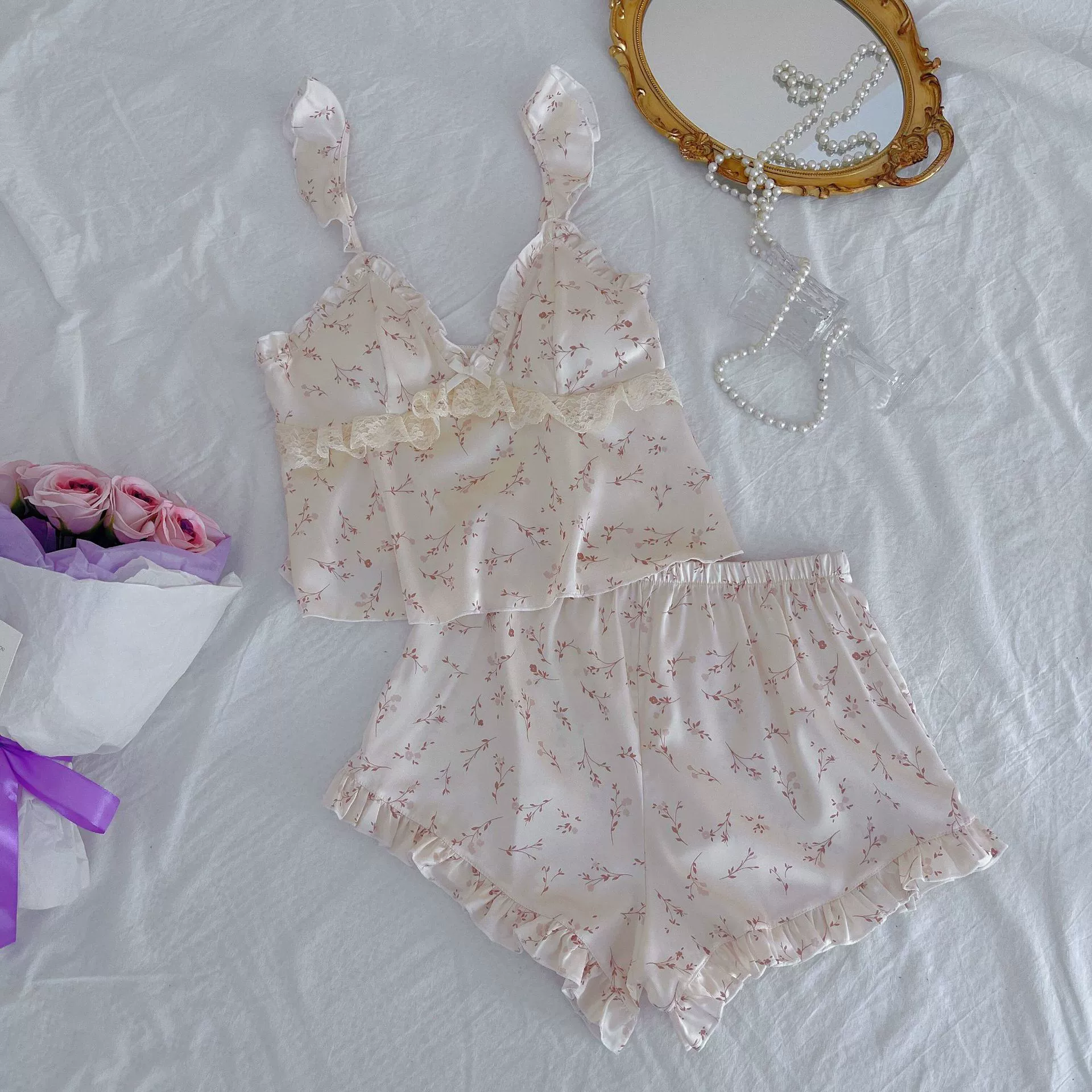 Pijama, set, flower arrangements, top with cups, french style, lifting effect, floral print
