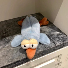 Japanese cartoon bird plush pen bag, cute animal soft and lovable healing toy pen bag, middle school student stationery storage bag