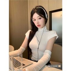 T-shirt women's Korean version of half-high neck pure and lustful short hot girl with sleeves bottom shirt solid color slim fit slim inner top