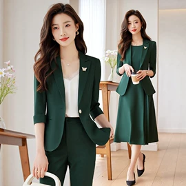 职业女裤套装;小西装;女式衬衫