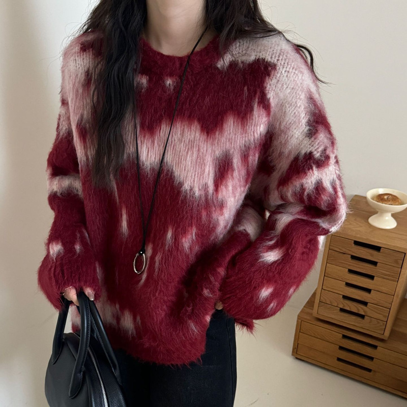 Leopard Print Red Soft and Fluffy Sweater for Women 2025 Winter New Style Small Fragrance Style Lazy Loose Knitted Pullover Outer Wear Trendy