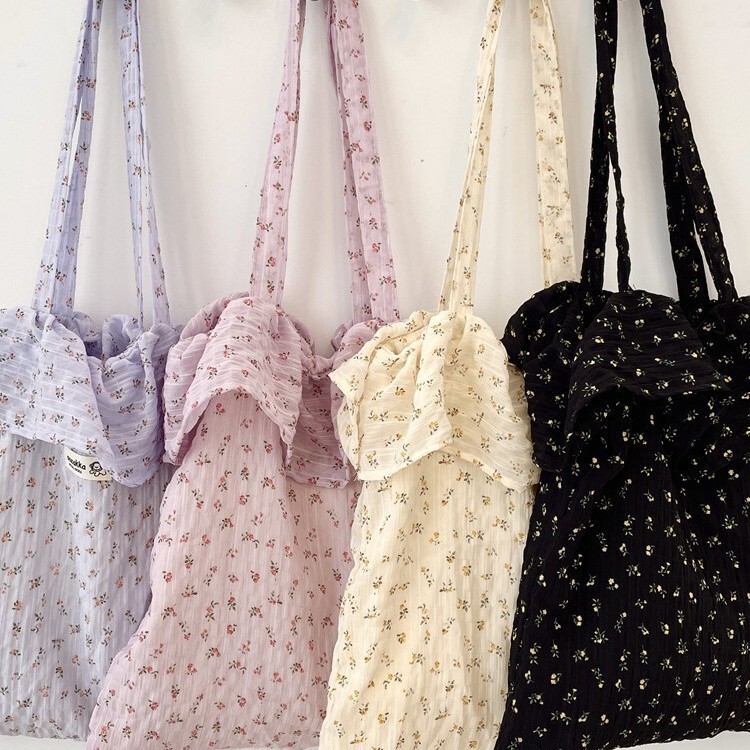 52202 fresh and sweet floral ruffled shoulder bag large capacity student class bag fashion chiffon tote bag 52202 fresh and sweet floral ruffled shoulder bag large capacity student class bag fashion chiffon tote bag