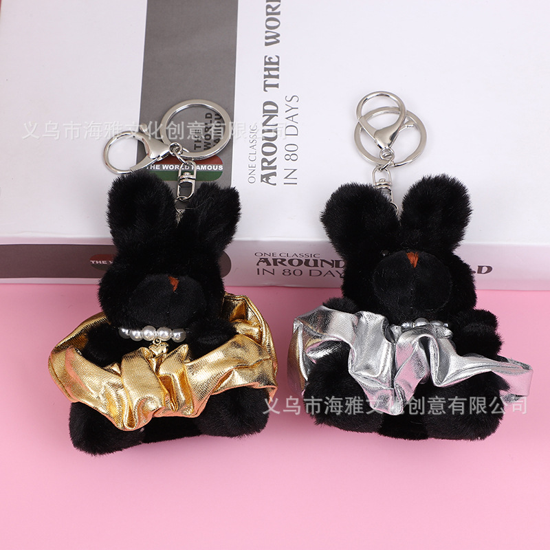 Llavero con colgante de conejo negro estilo coreano, con corazón de perlas, falda de colores brillantes, auriculares de conejo, para teléfono, mochila, coche