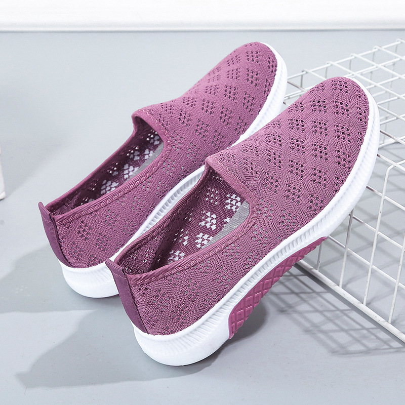 Women's Breathable Mesh Breathable Shoes All-match Casual Slip-on Non-slip Hollow-out Soft Bottom Mother Shoes Lazy Shoes