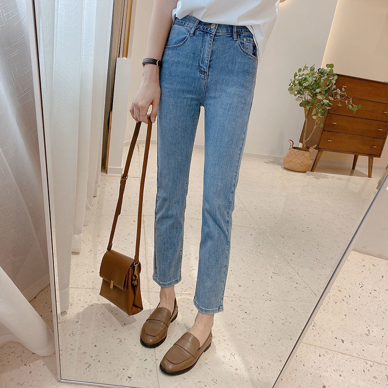 All seasons! The shape of the pants is really great! Straight-leg jeans for women in the 9-inch range are versatile. Cigarette tubes can make you look slimmer. High-waisted pants are trendy pic 17