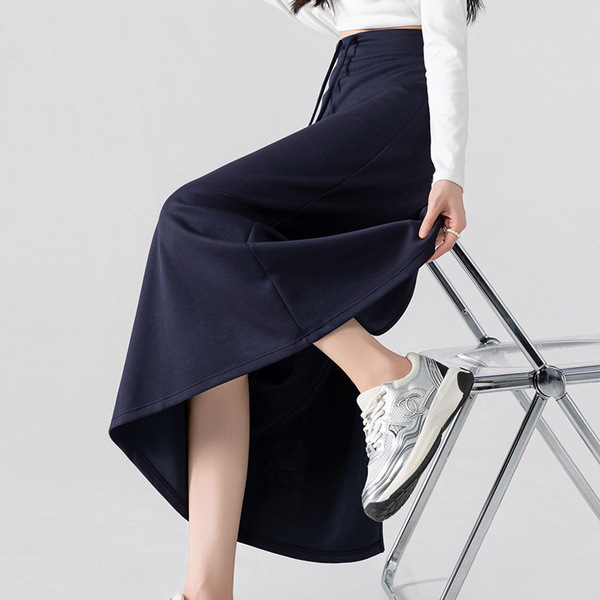 Solid color fitted long skirt