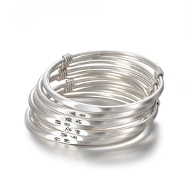 耳钉;项链;戒指