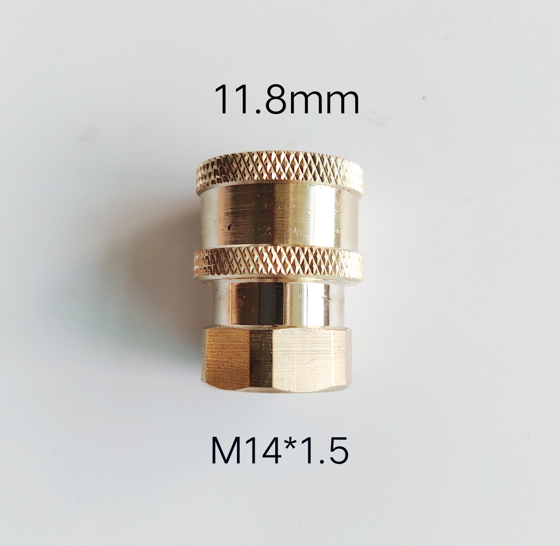 Переходник M14/1.5 внутр. латунь