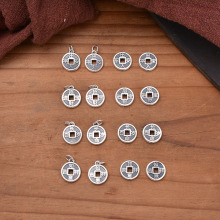 批发S999足银好寓意圆币吊件横穿隔珠 3D硬银复古做旧DIY手串配件