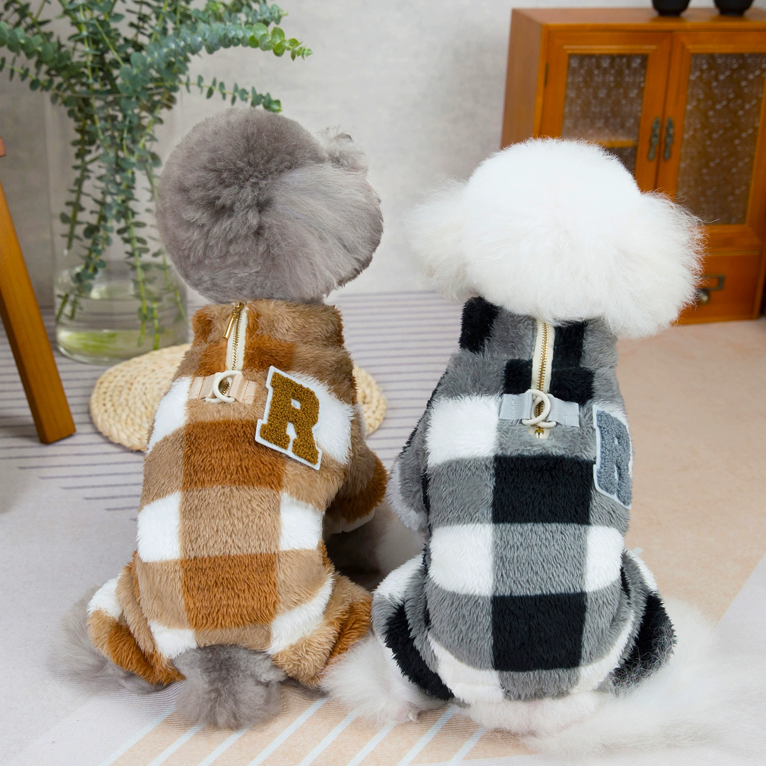 Одежда для домашних животных Одежда для собак европейская и американская мода осень-зима