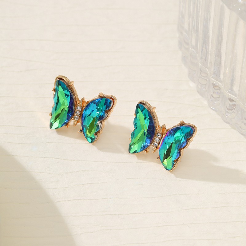 Ventas transfronterizas calientes coloridas 3 piezas de aretes collar anillo de moda europea y americana mariposa elegante collar de diamantes para mujeres image 26
