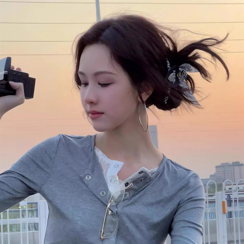 陈都灵同款腰果花抓夹女款法式黑色印花蝴蝶结发夹高级感大号发饰|undefined