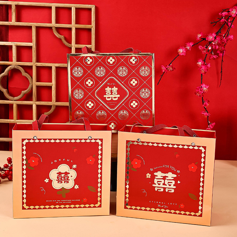 2024 Chinese-Style Wedding Favor Box, Wedding Return Gift, Candy Box, Floral Pastoral Wholesale Wedding Gift