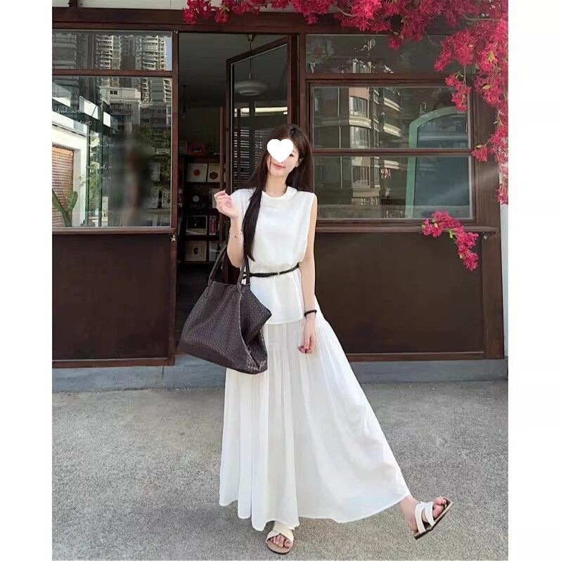 White Suit, All White, a Set of Gentle French-Style Long Skirts, Sleeveless Elegant Tops, New Summer Two-Piece Set